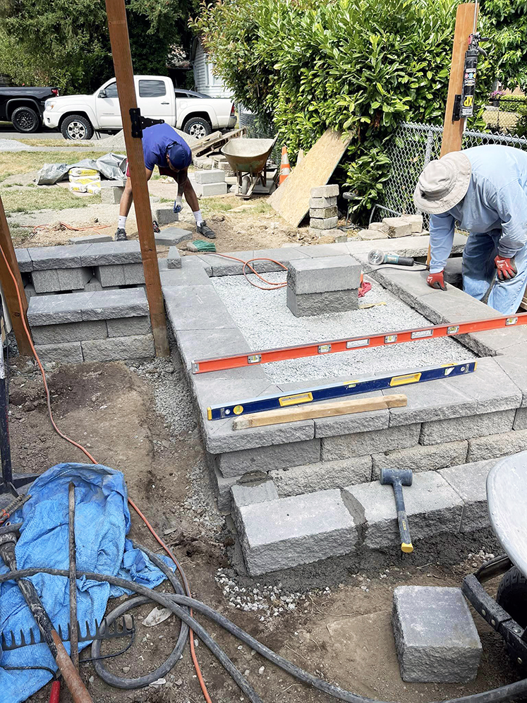 Grays-Landscaping-and-painting-about us